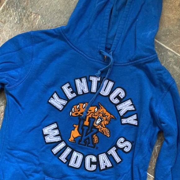 NCAA Kentucky Wildcats College Football Basketball Men’s/Women’s Hoodie - Picture 1 of 4